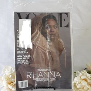 Vouge November 2019 RIHANNA Back Issue Mint In Bag Fashion